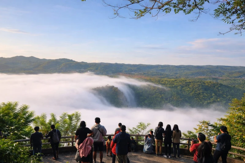 mangunan-obelix-sea-gumuk-pasir-parangtritis-include-tiket